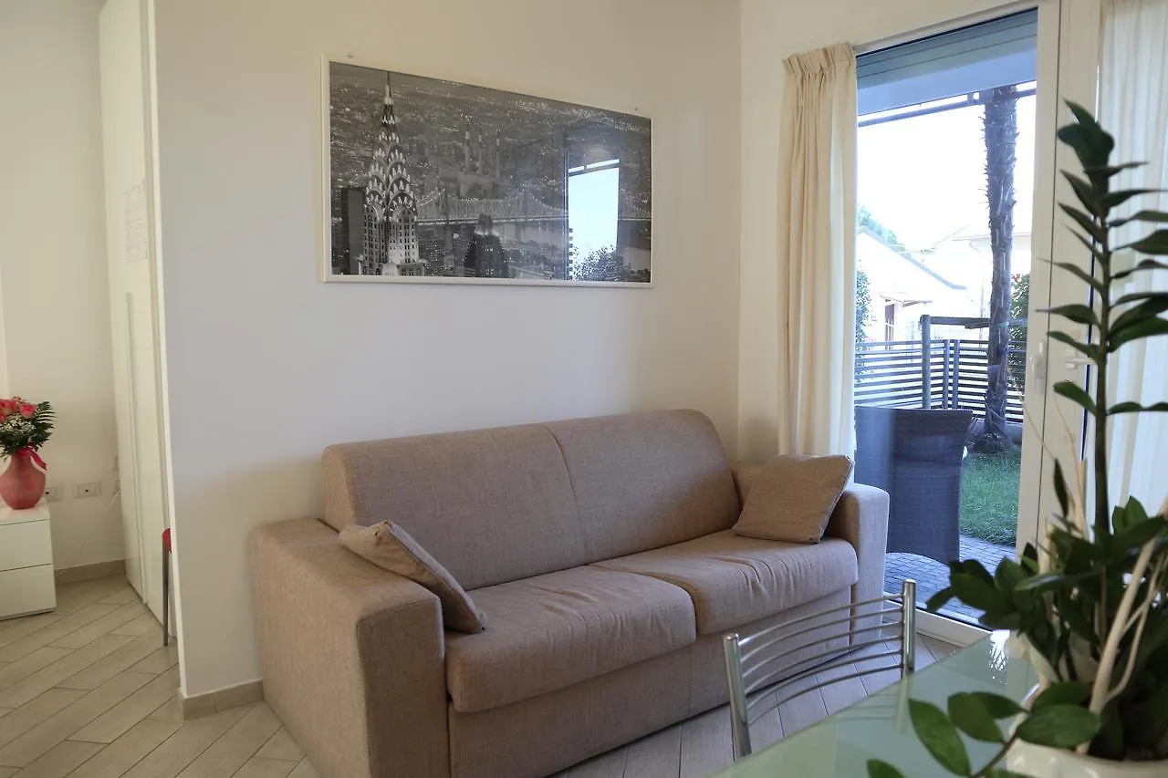 Camera & Caffe Cenni Aparthotel Borgo Fosso Ghiaia Italy