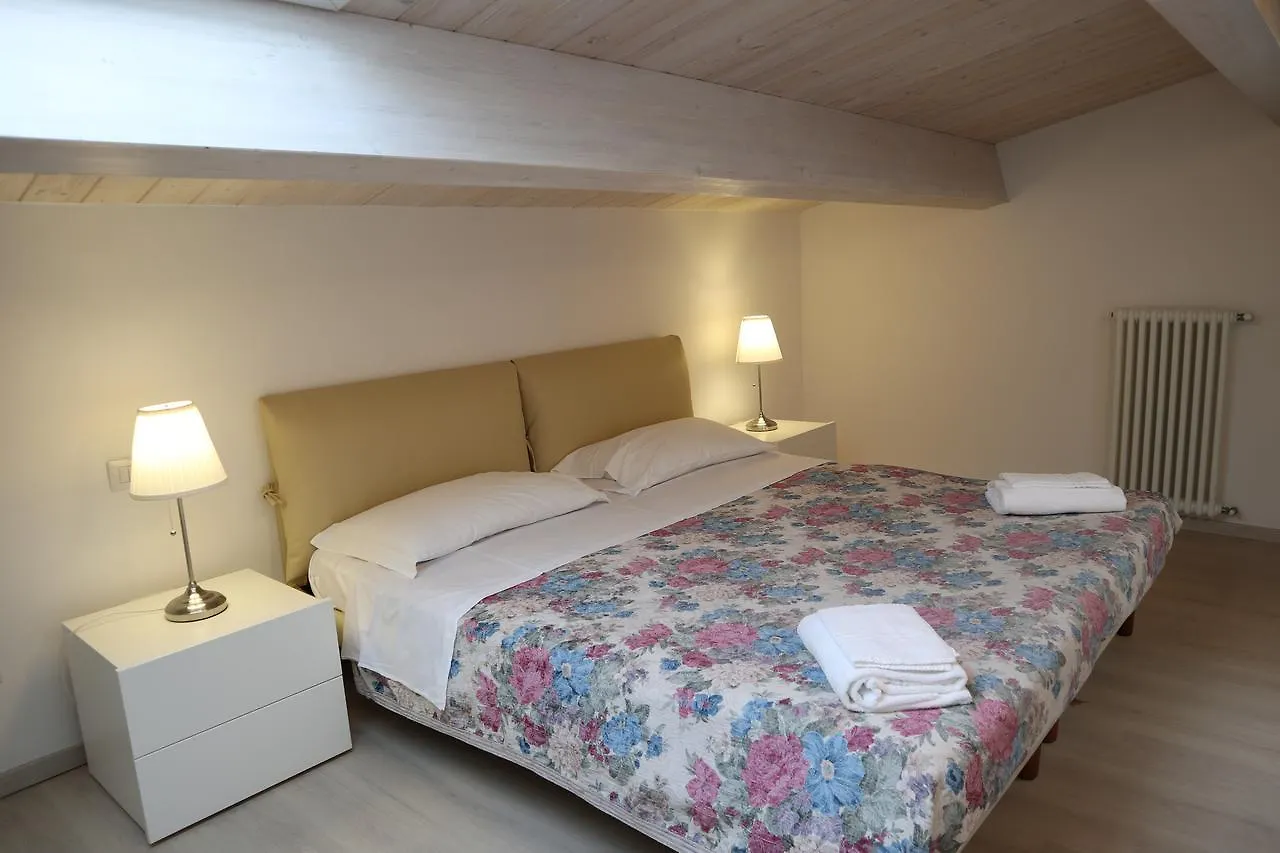 Camera & Caffe Cenni Aparthotel Borgo Fosso Ghiaia